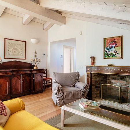 Castello Di Brusata Apartment By Quokka 360 - Romantic Flat With Pool Mendrisio Exterior foto
