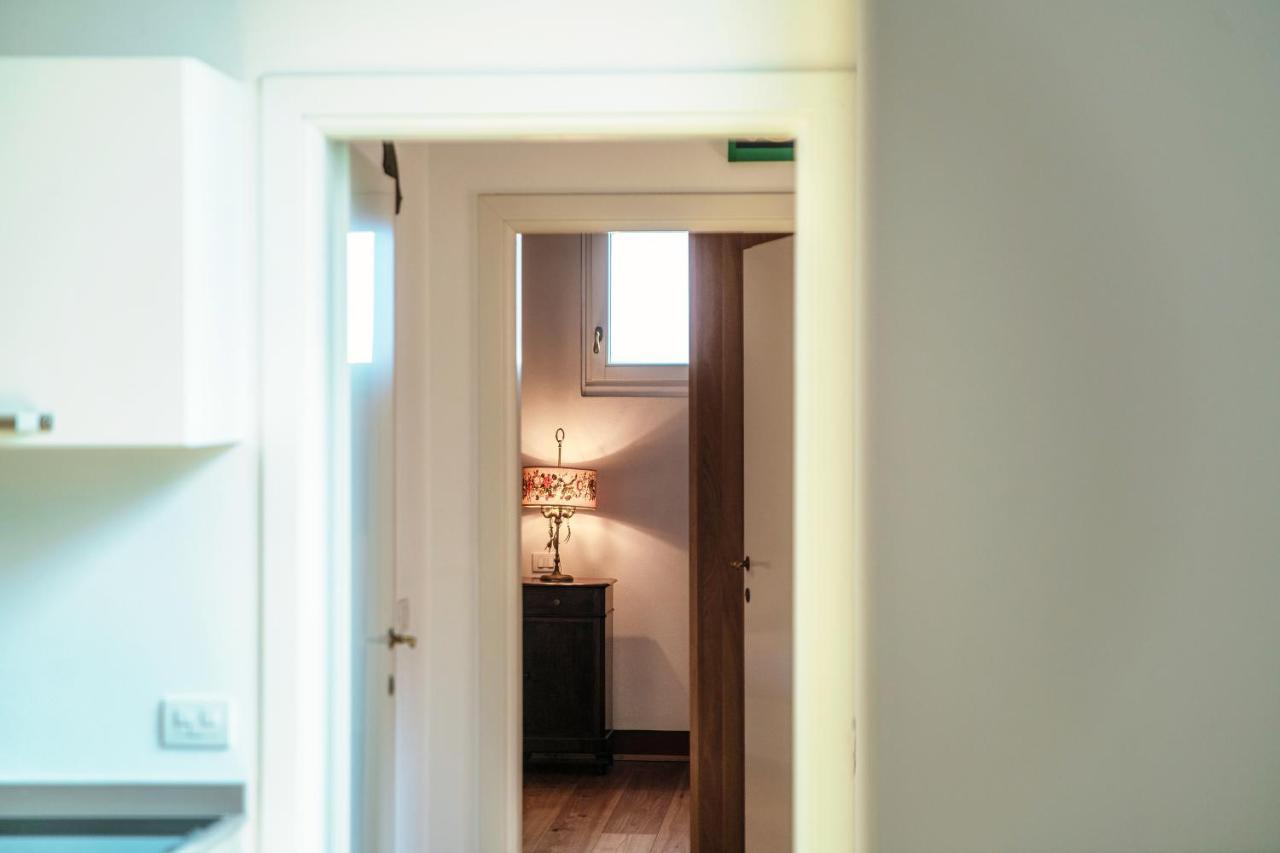 Castello Di Brusata Apartment By Quokka 360 - Romantic Flat With Pool Mendrisio Exterior foto