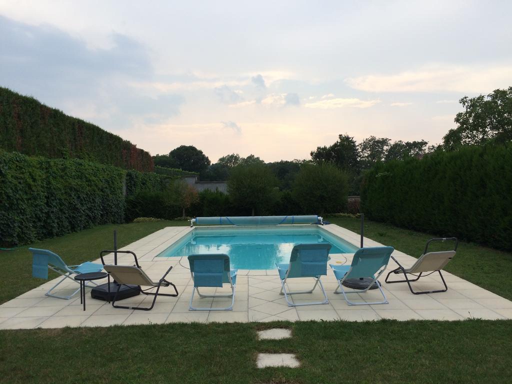 Castello Di Brusata Apartment By Quokka 360 - Romantic Flat With Pool Mendrisio Exterior foto